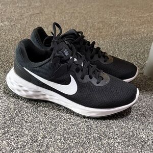Nike Black and White Athletic Sneakers